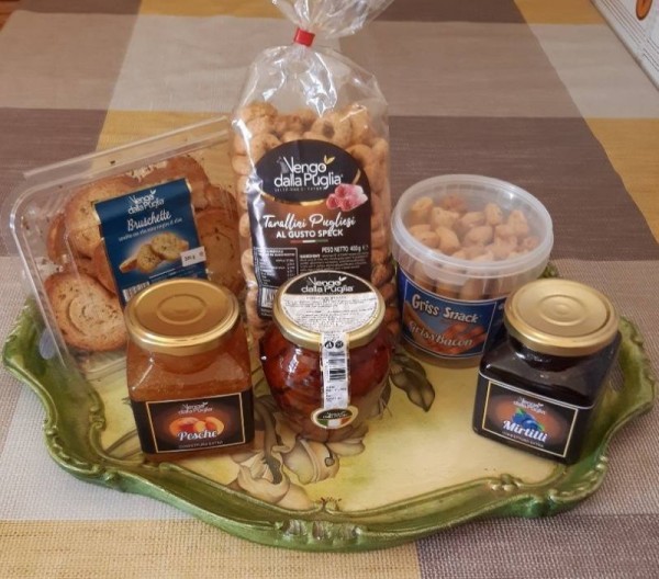 Assortimento prodotti Vengo dalla Puglia