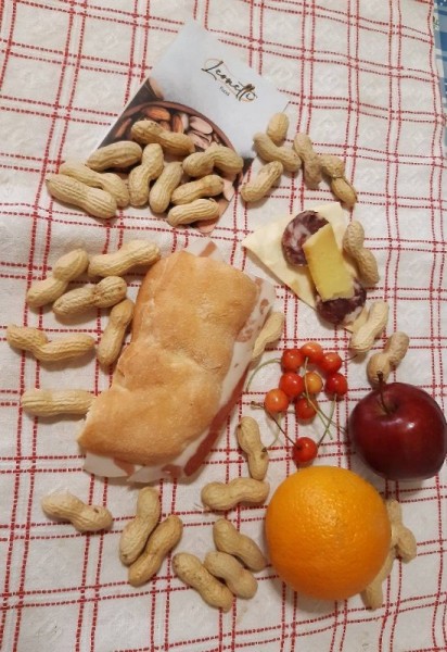 merenda con arachidi Leonetti Food