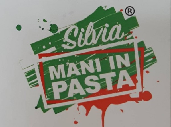 logo Silvia Mani in Pasta