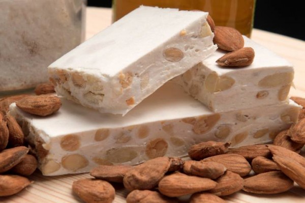 Ricetta_torrone_morbido_mandorle_nocciole.jpg